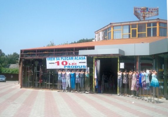 Comercianţii de chinezării îşi fac reclamă: 